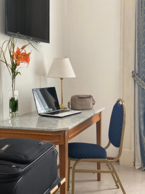 Гостиница Astoria Hotel  Буэнос-Айрес